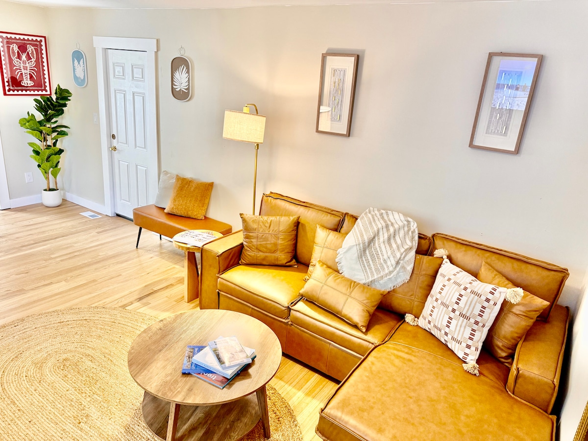 Living room image 10