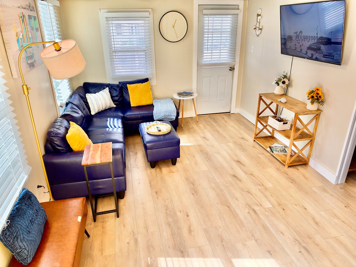 Living room image 4