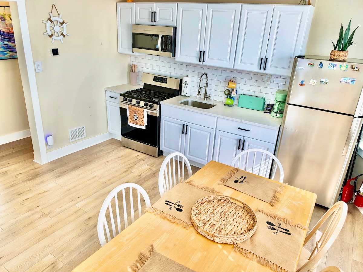 Full kitchen image 3