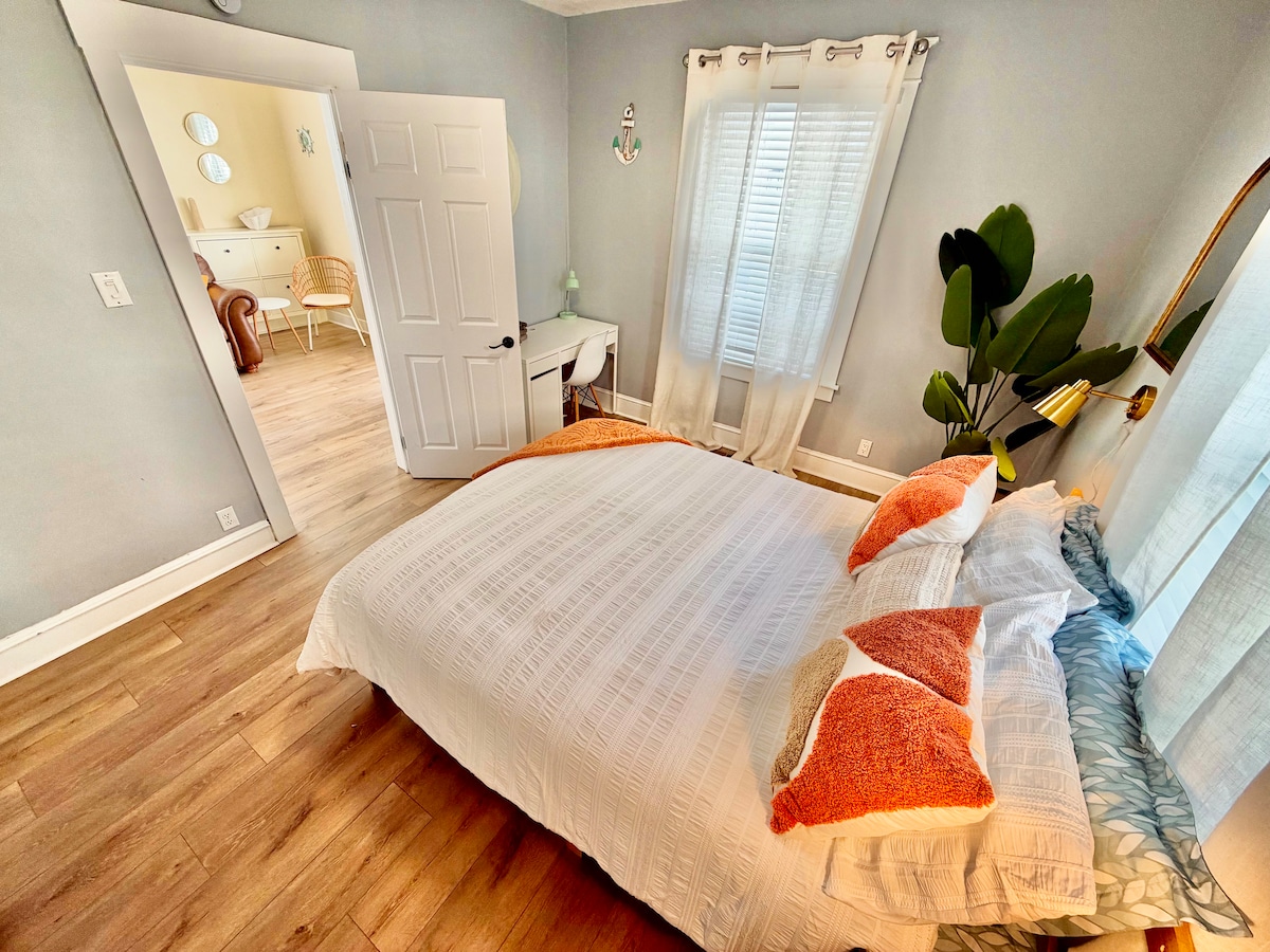 Bedroom 1 image 3