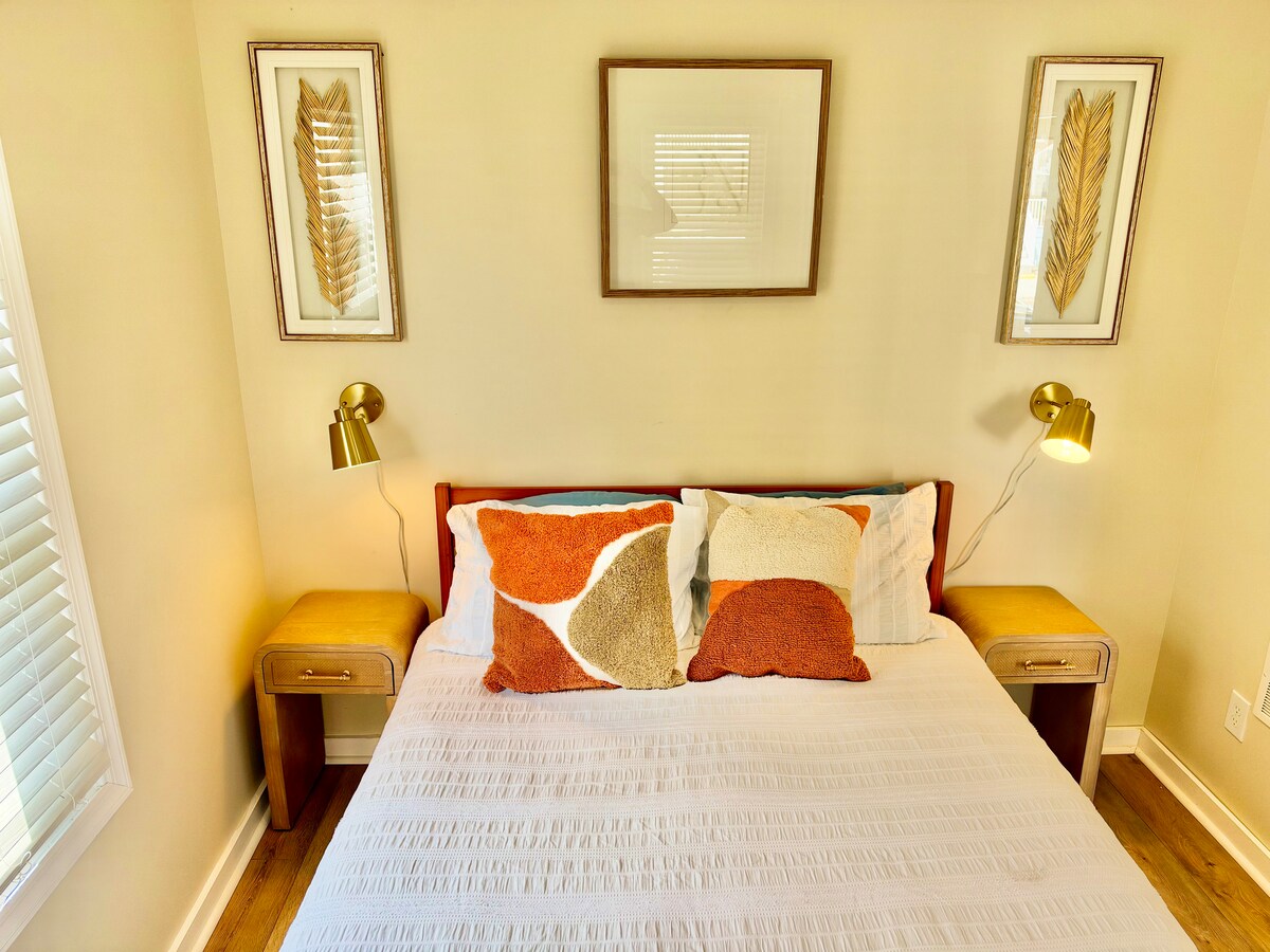 Bedroom 1 image 3