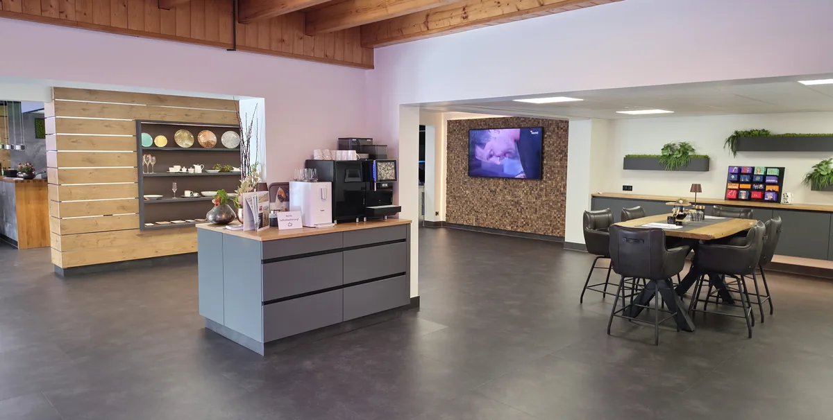 Ausstellung der Halisch GmbH mit Empfang und Kaffeebar