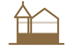 Skizzenhaftes braunes Symbol eines stilisierten Hauses mit Turm und Satteldach.