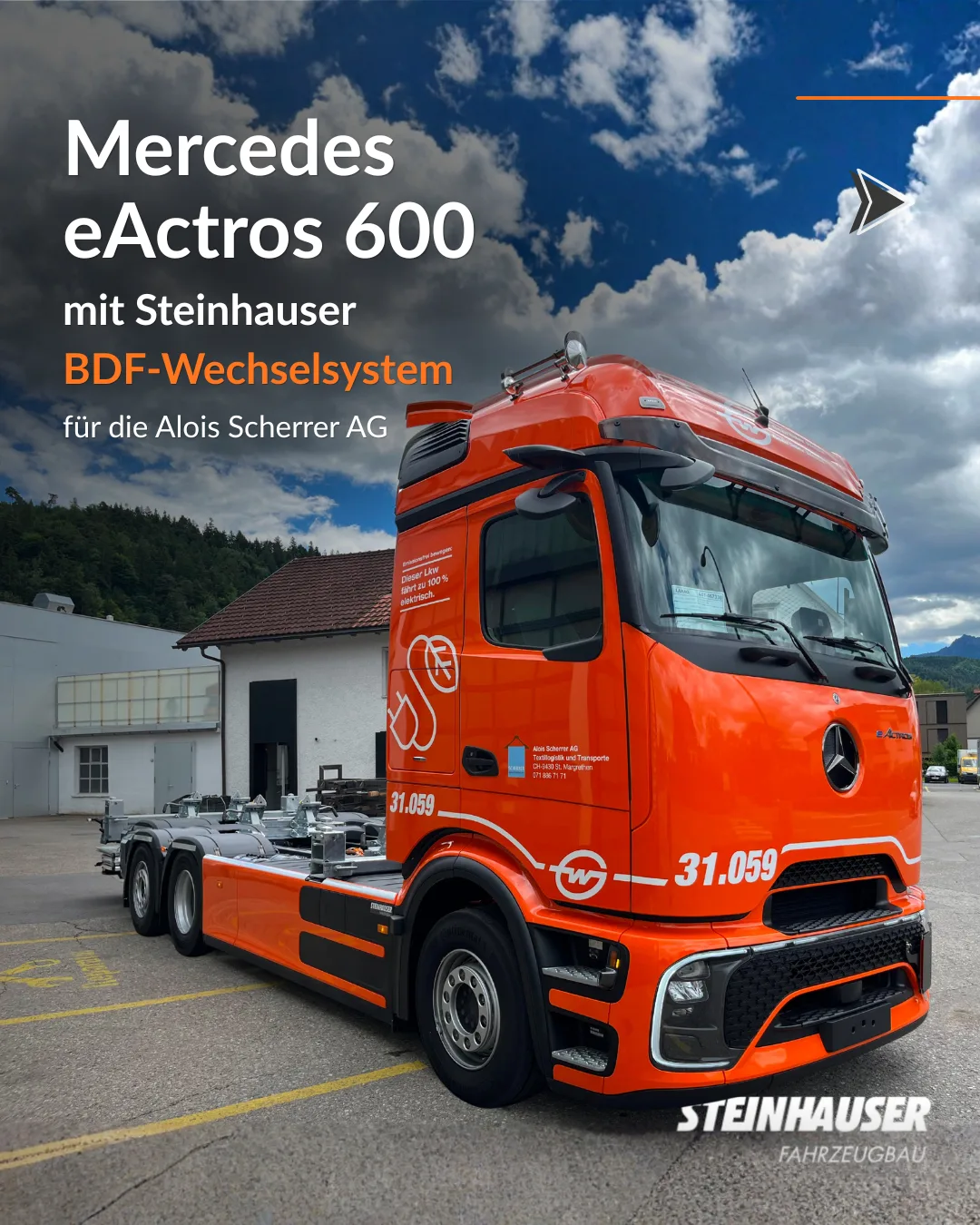 Orangener Mercedes eActros 600 mit Steinhauser BDF-Wechselsystem fuer die Alois Scherrer AG