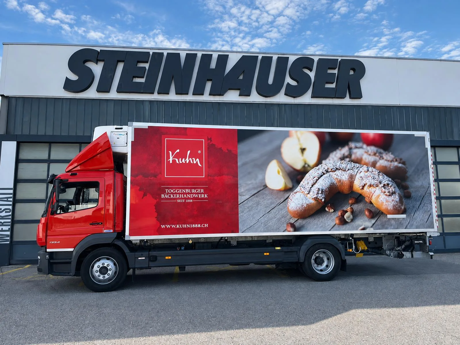 Kuehlfahrzeug von Steinhauser fuer Baeckereien und Konditoreien