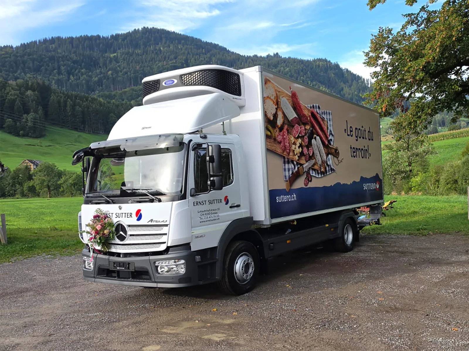 Kuehlfahrzeug von Steinhauser fuer Metzgereien und Fleischtransporte