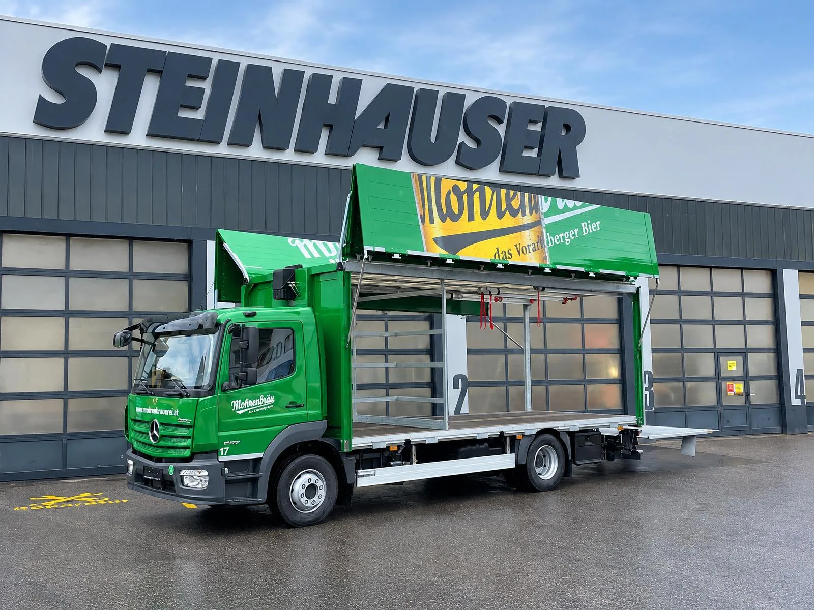 Wingliner-Sonderaufbau von Steinhauser