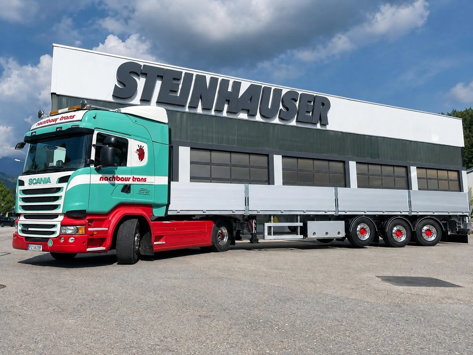 Baustoffauflieger von Steinhauser