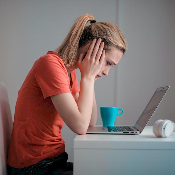 Trägheit im Job: Wie Sie endlich wieder ins Handeln kommen