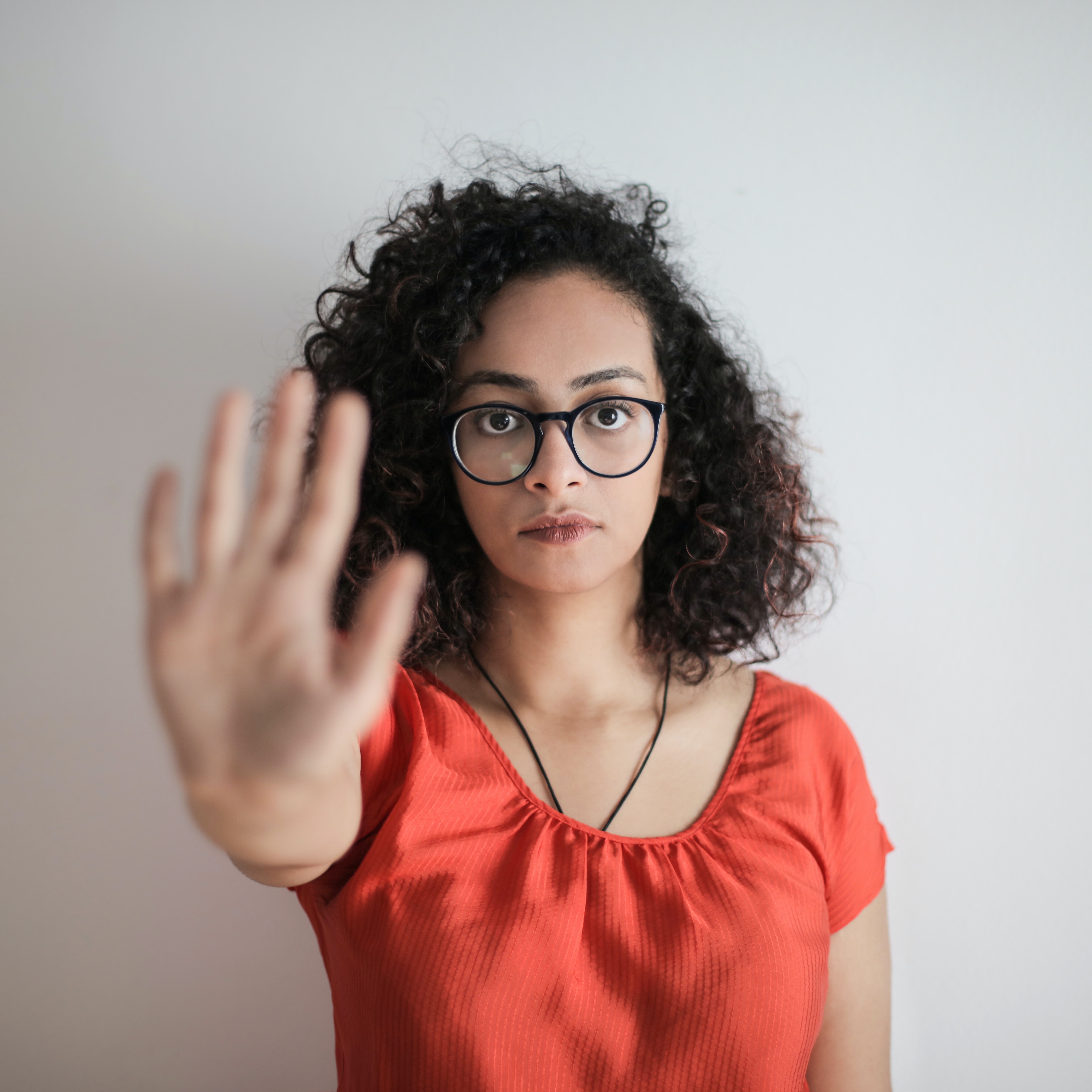 „Stopp! Bis hierhin und nicht weiter!“ – warum es so guttut, eigene Grenzen zu erkennen und zu kommunizieren