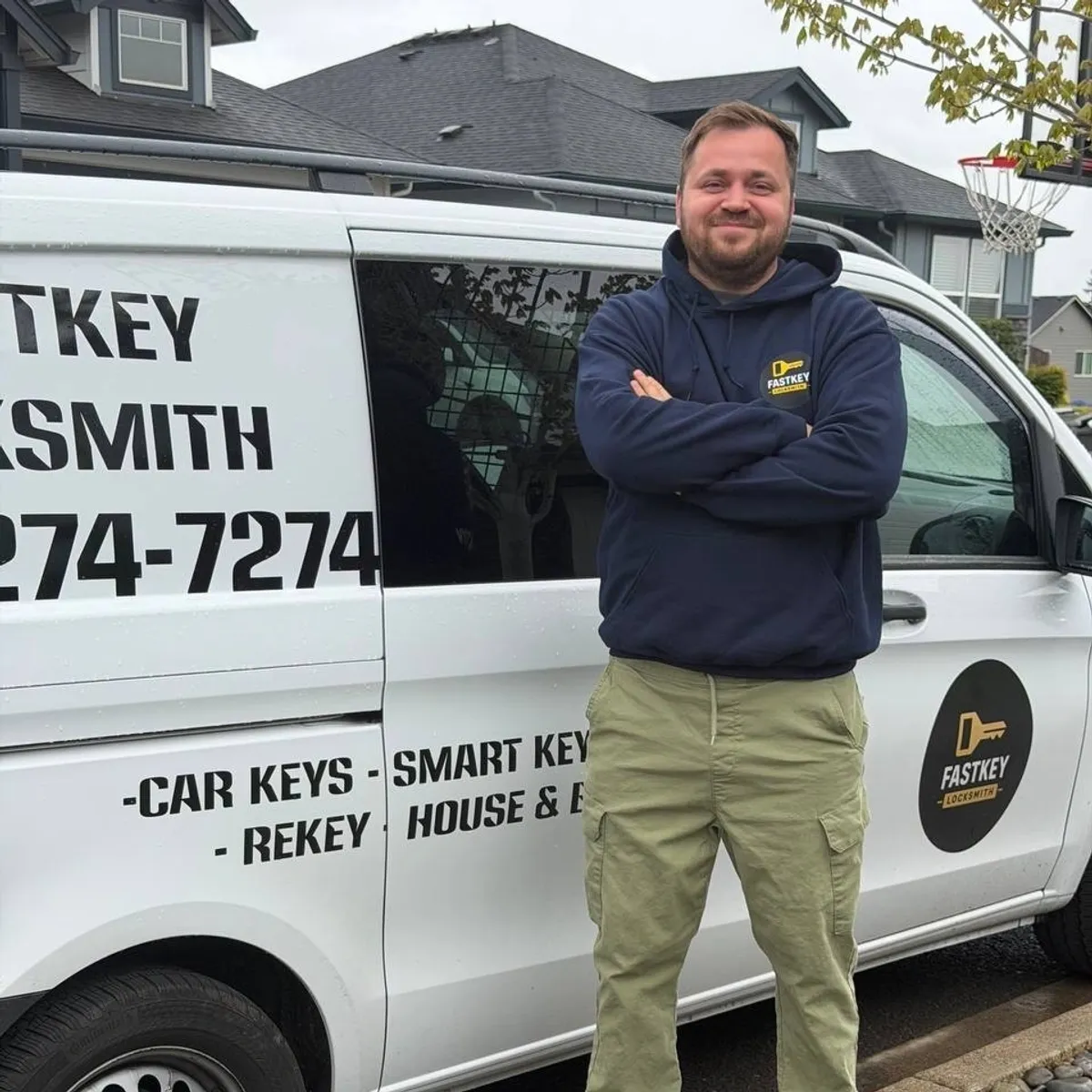Fastkey Locksmith technician