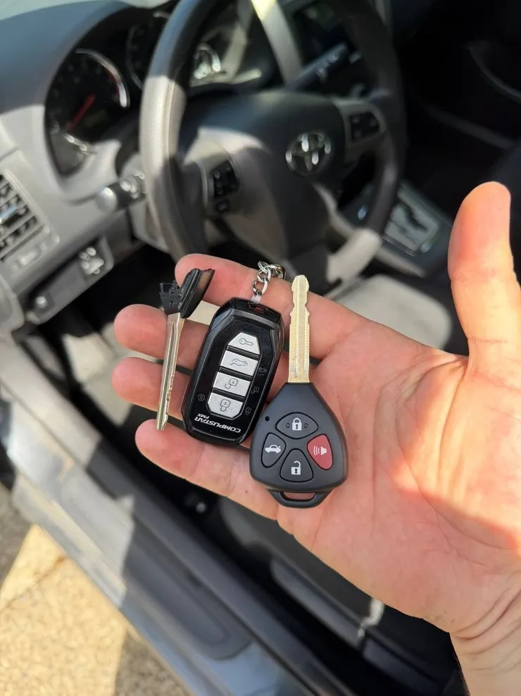Toyota key fob and car key replacement completed in Vancouver, WA