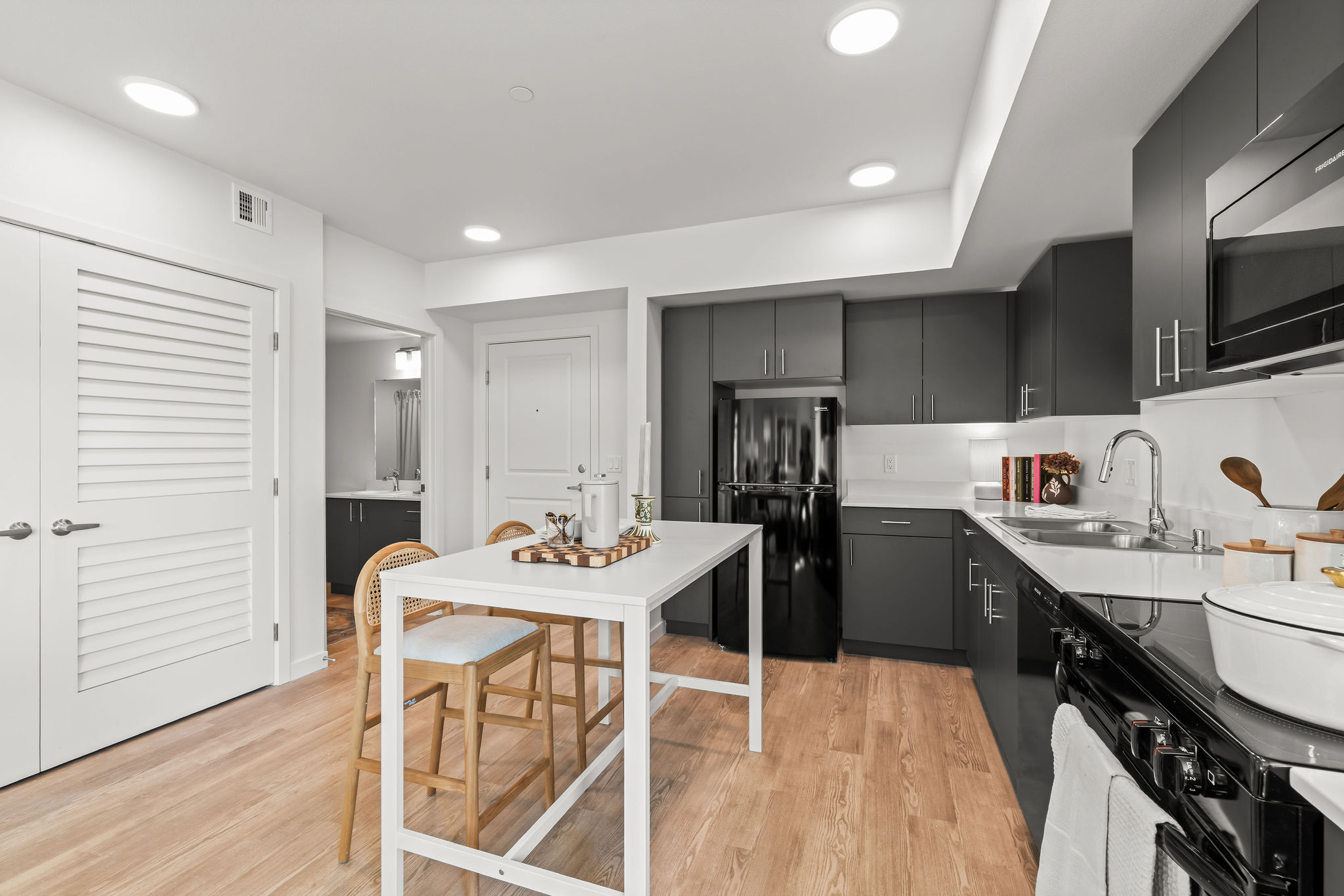 Kitchen with island