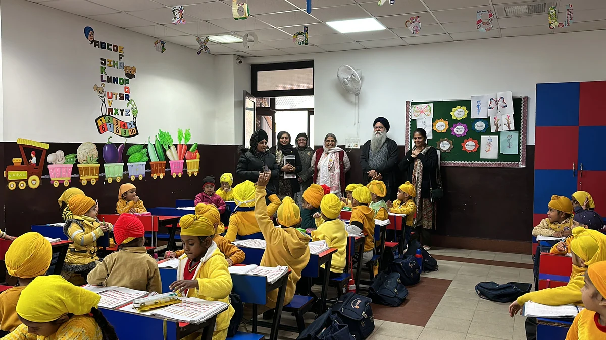 Children learning together in an Educate Punjab classroom.