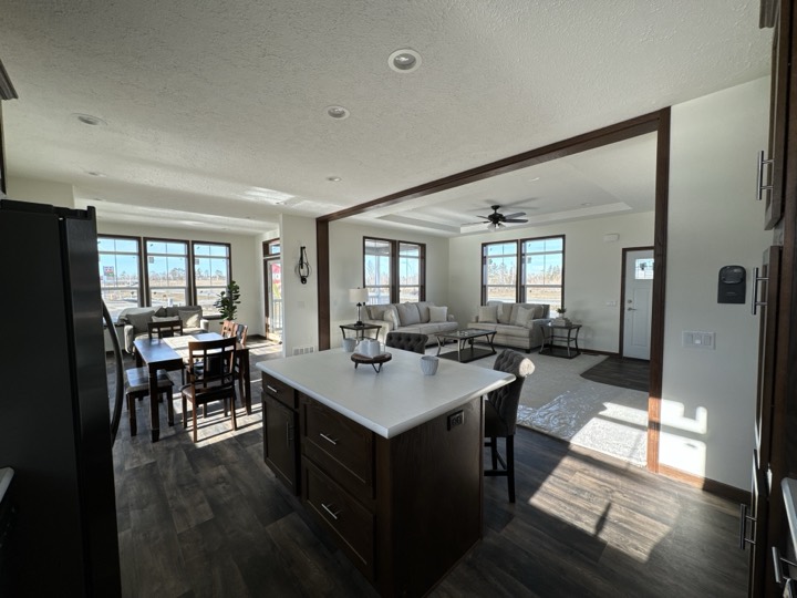 "Lynn" · kitchen