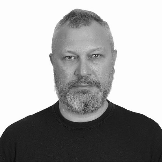 Sergey Leonov