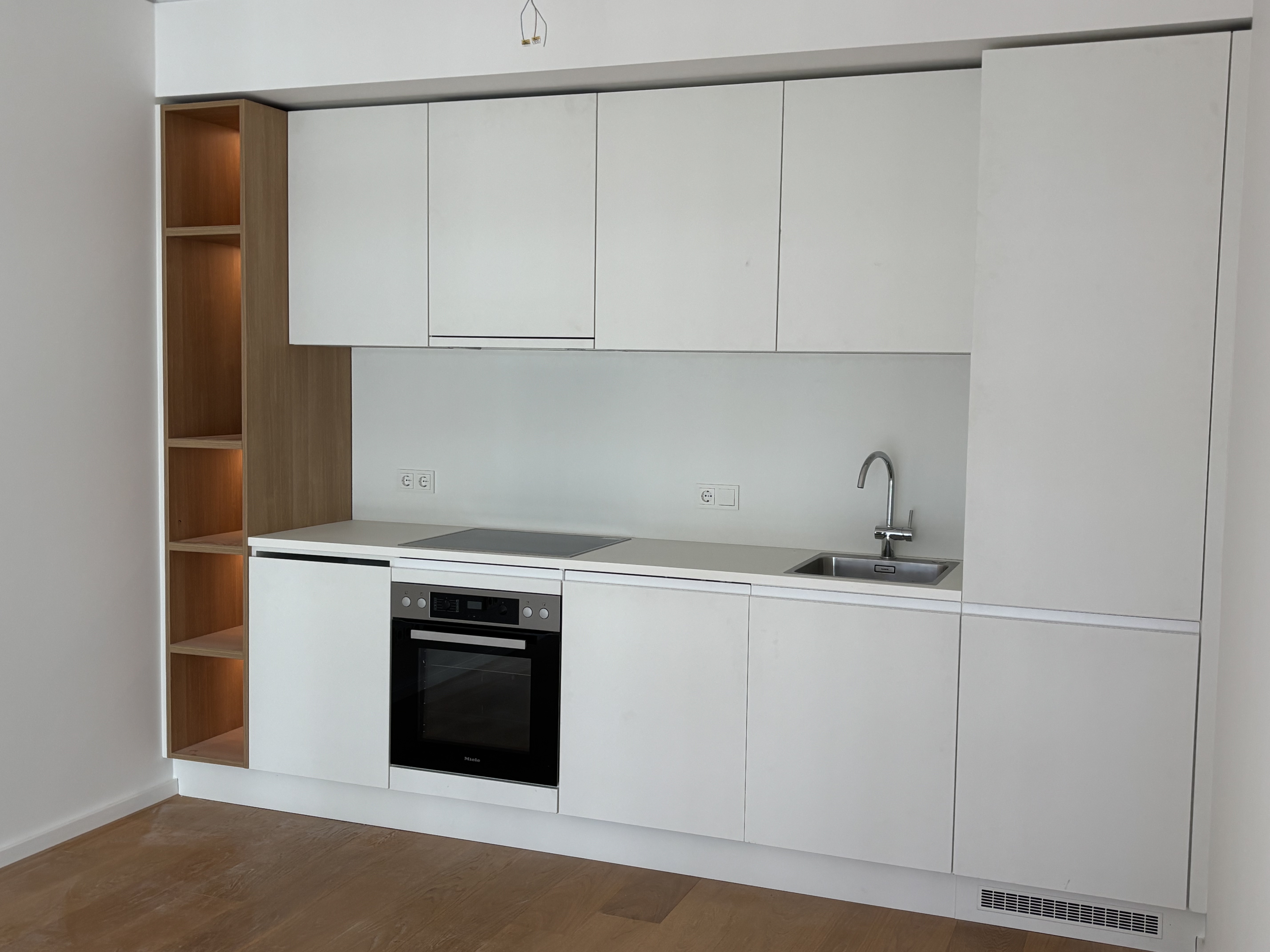 Küche in hellem skandinavischen Design "CHIA"