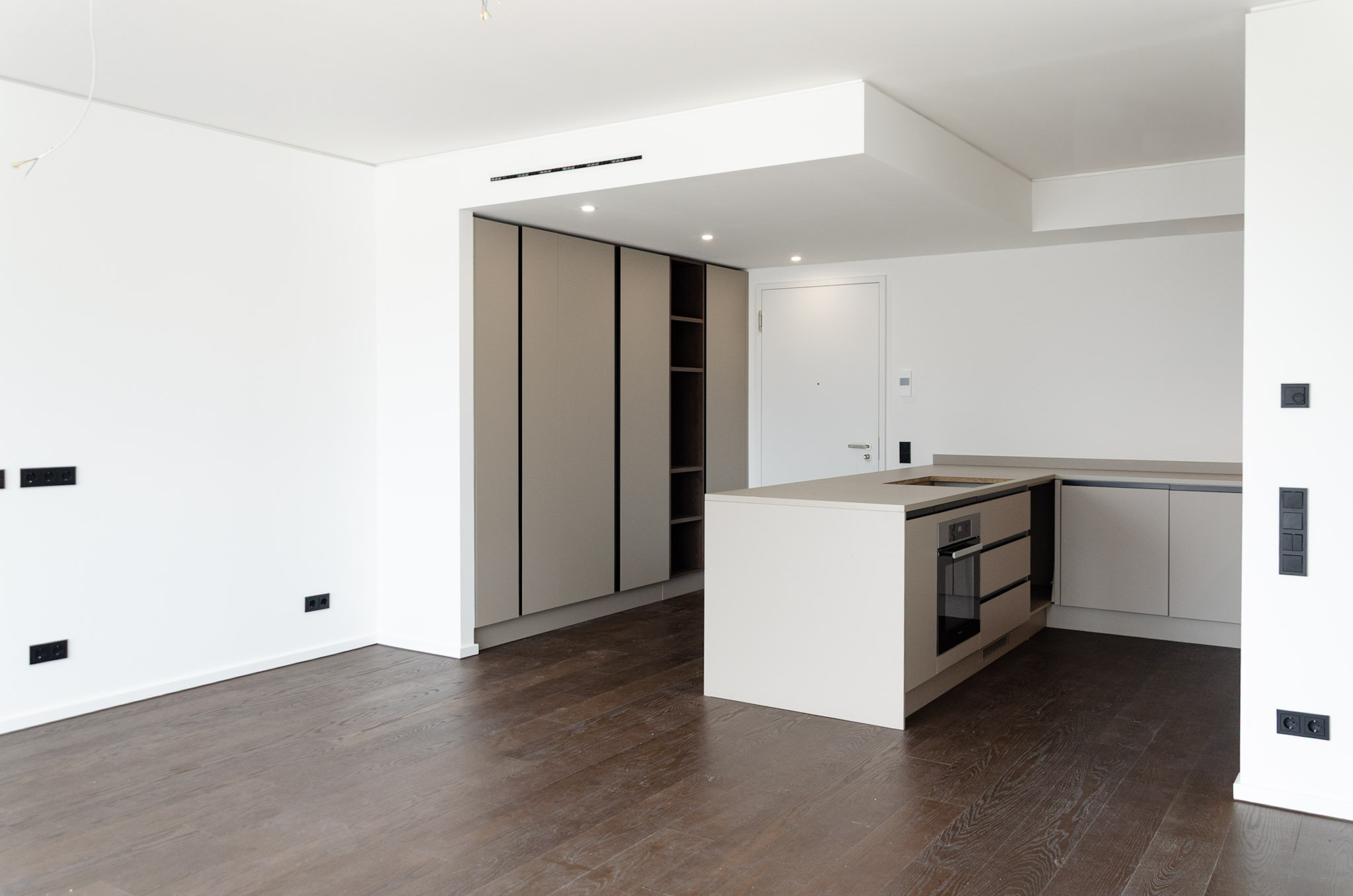 Eingangsbereich, Küche-/Wohnraum