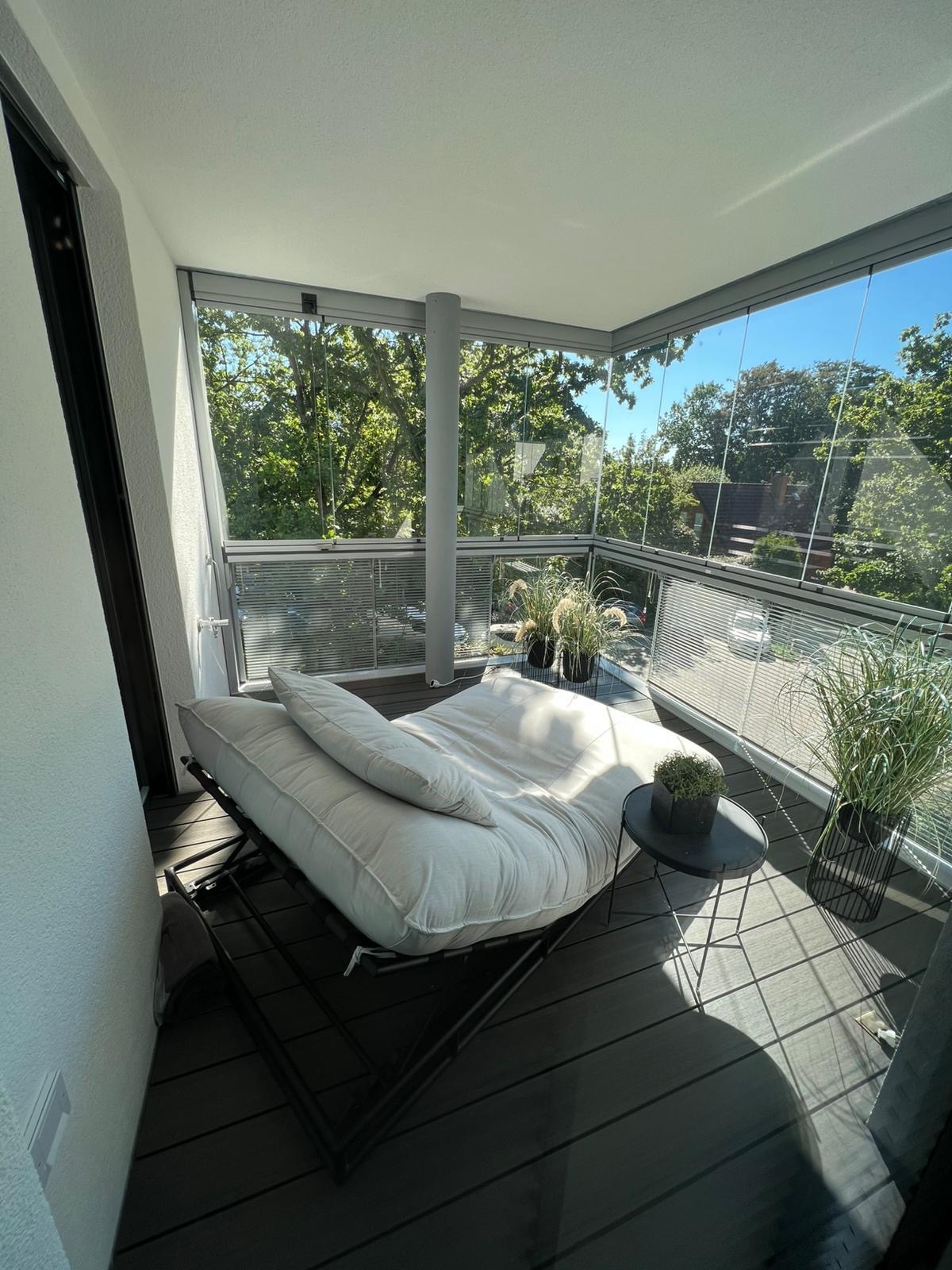 Loggia mit öffenbaren Elementen