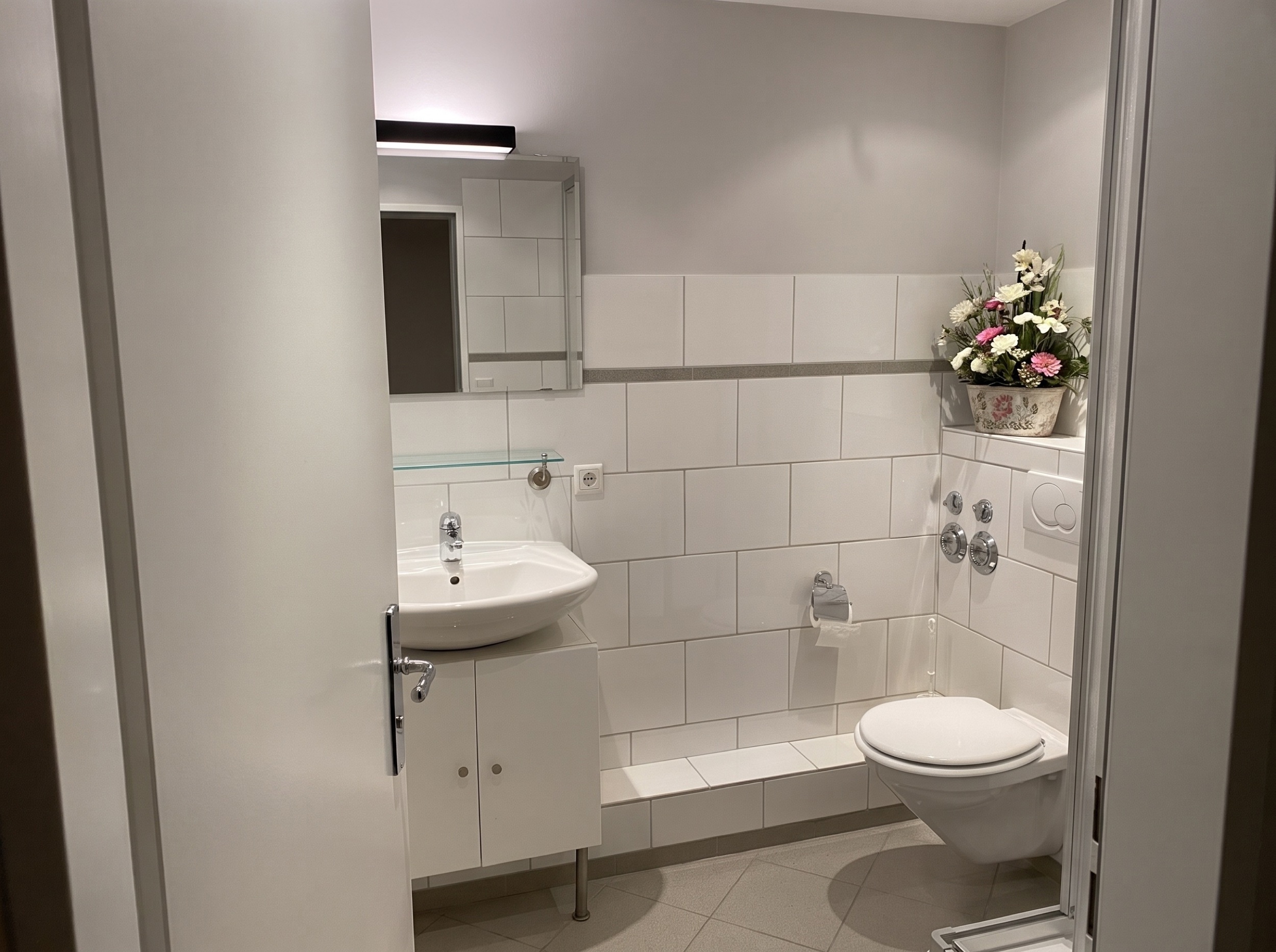 Badezimmer – Kanalstr. 14