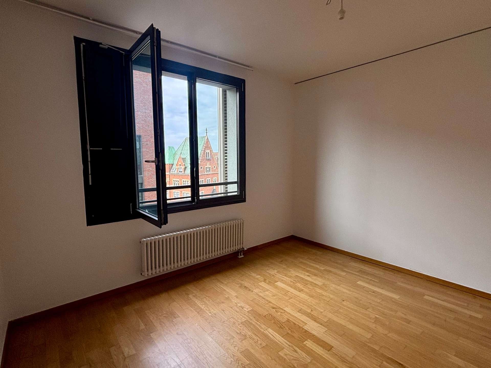Schlafzimmer mit Blick zur Speicherstadt