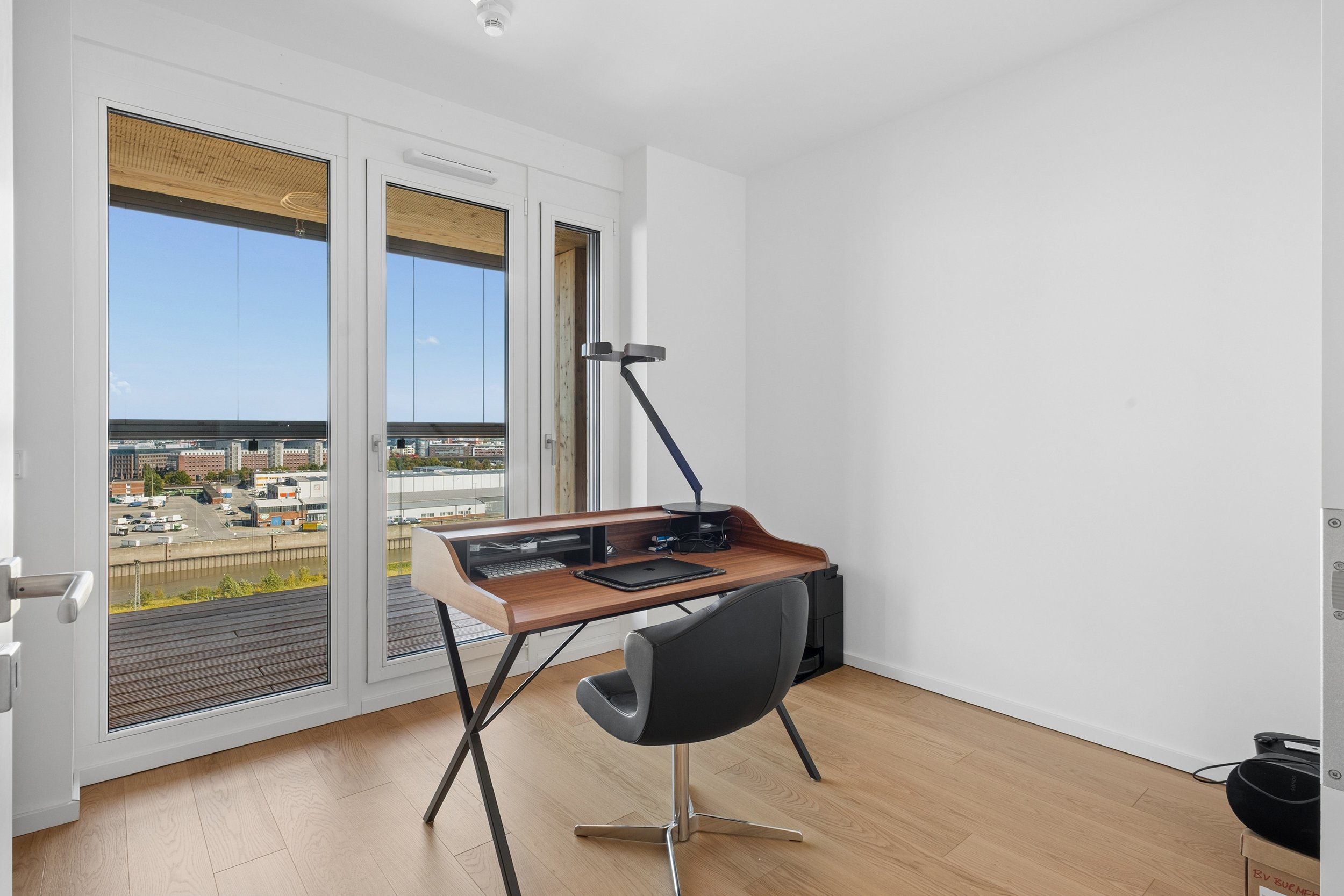 Arbeitszimmer – Versmannstraße 2 – Roots 10 OG