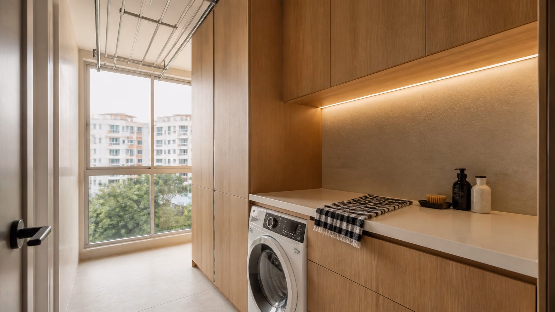 Modern Luxe - 288 Bishan St 24 renovation by Luxior Concept, photo 4