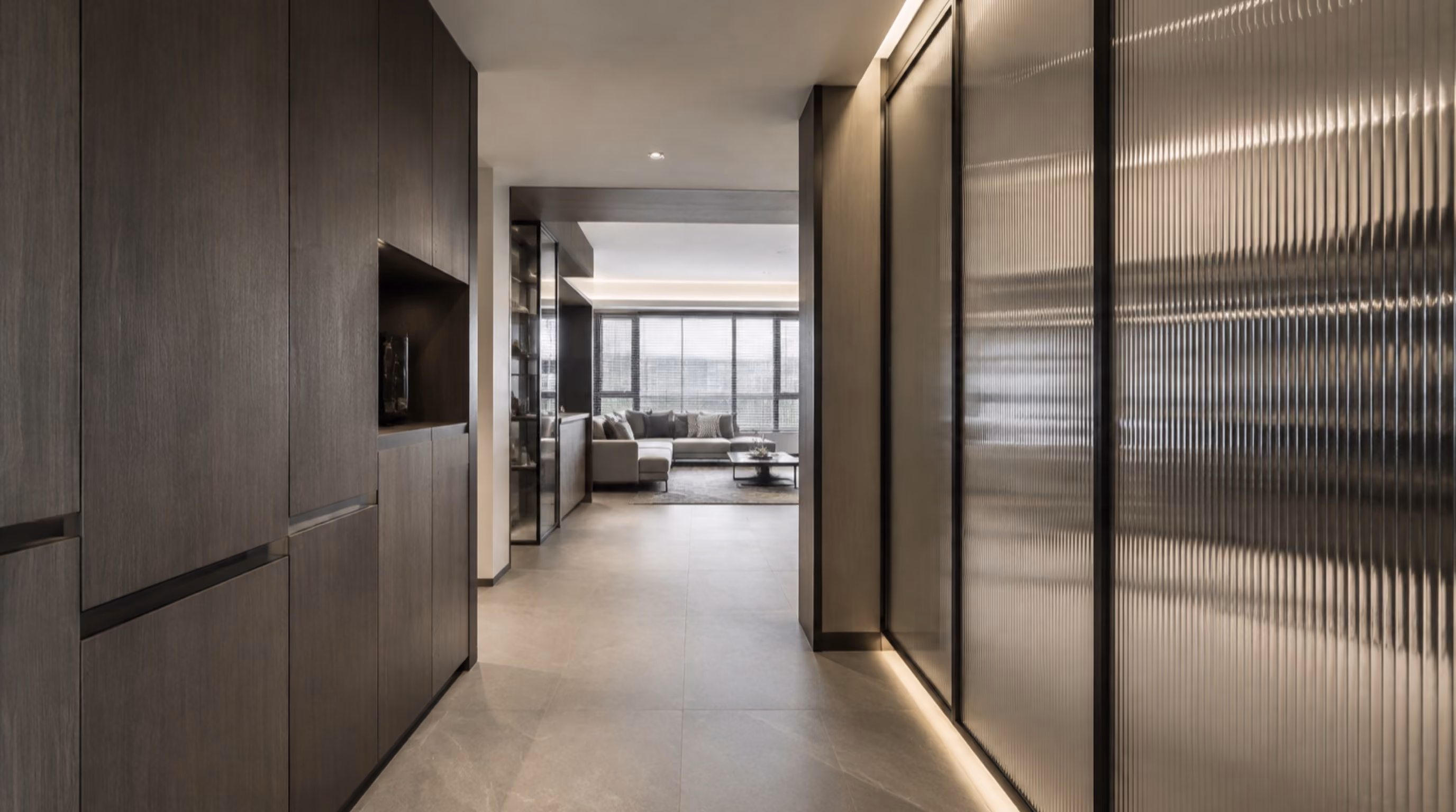 Graphic monochrome contemporary interior inspiration for Khatib homes, photo 14