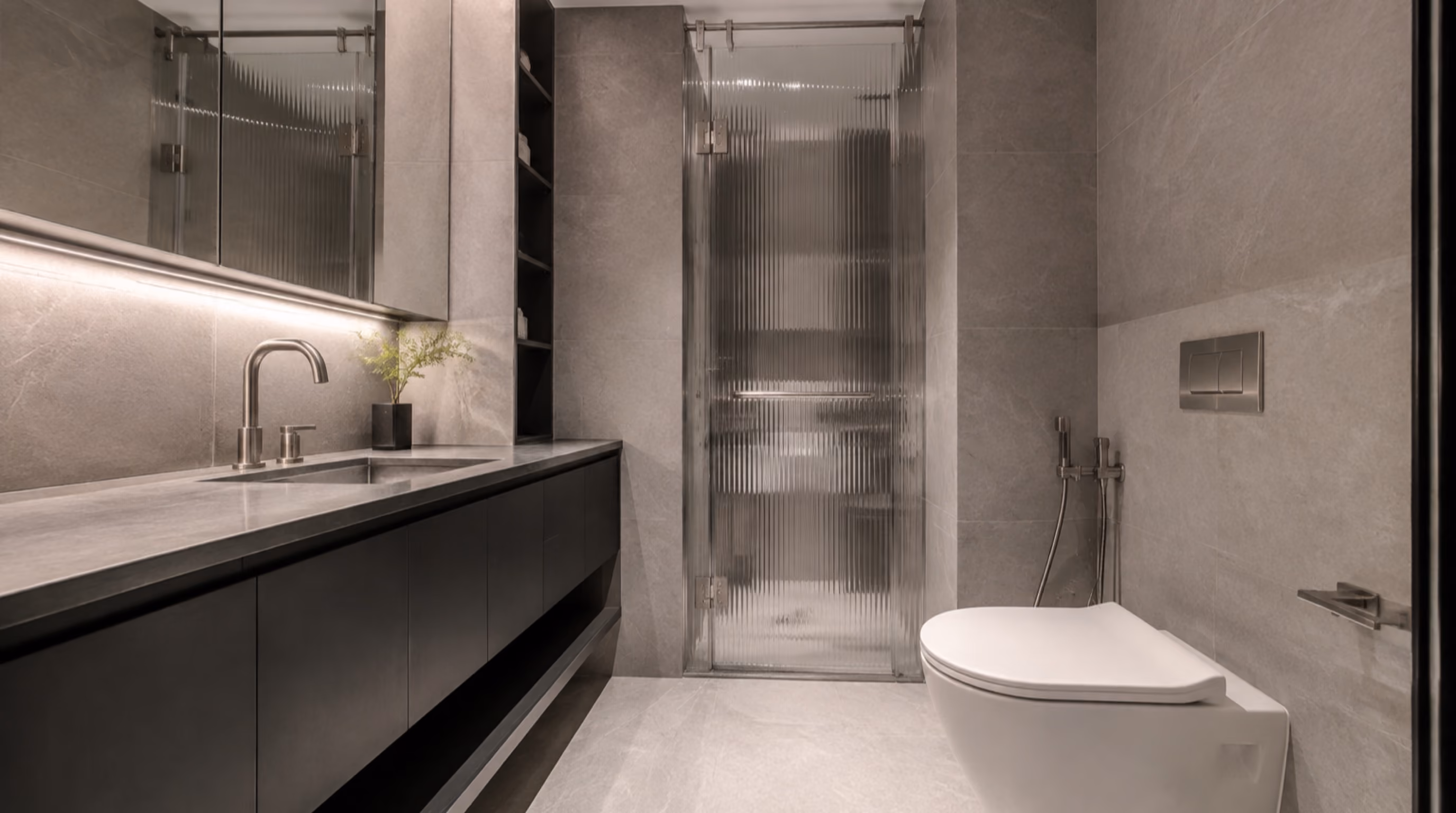 Graphic monochrome contemporary interior inspiration for Khatib homes, photo 12