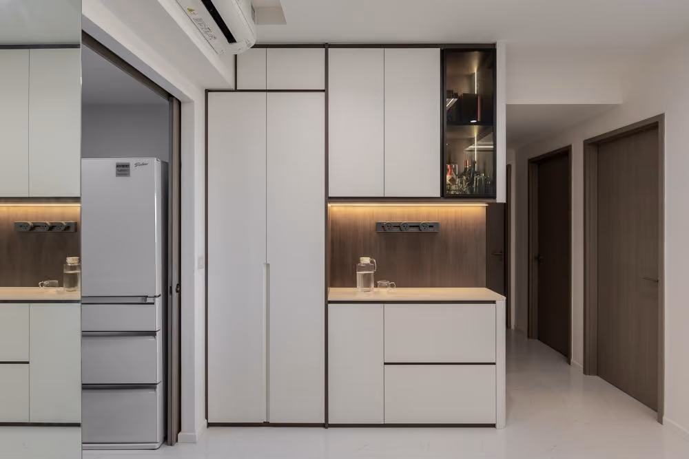 Minimalist Luxe - 30 Canberra Dr renovation by Luxior Concept, photo 4