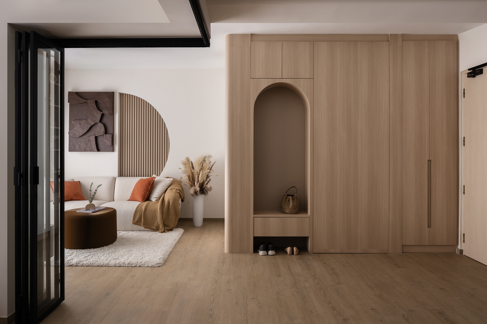 Lakeside View, Room by Room foyer 