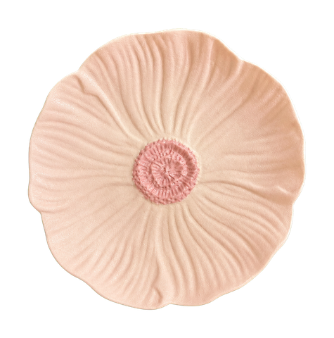 Fine Rim 6-inch plate in blush pink petal relief