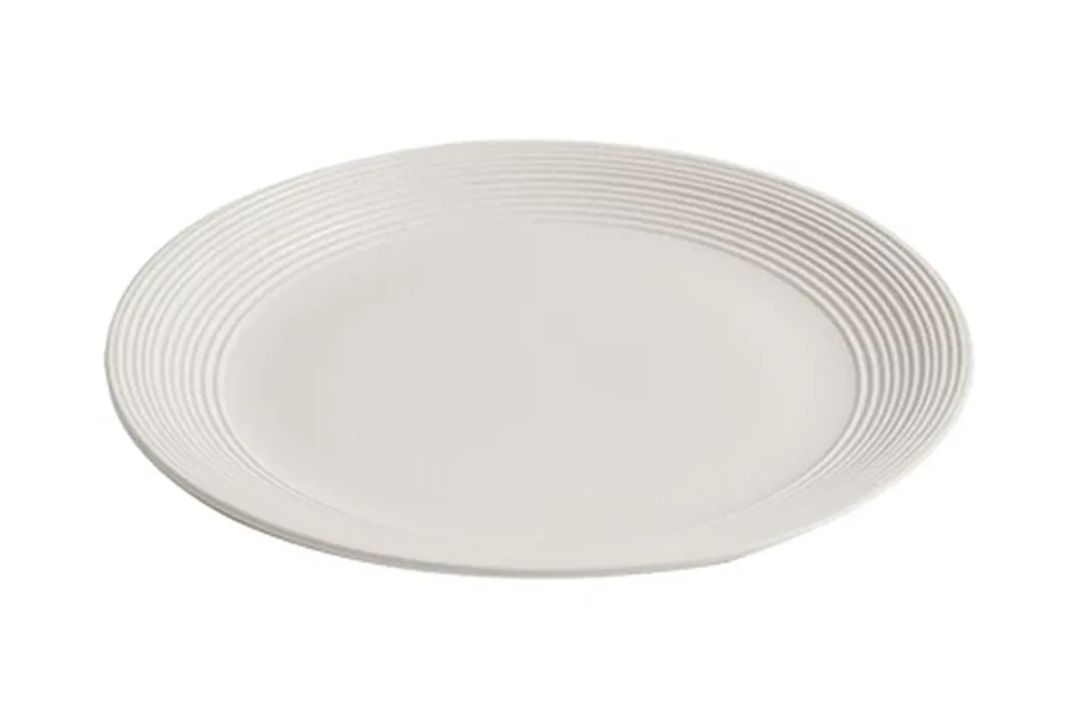 Concentric Ridge 8-inch plate in White