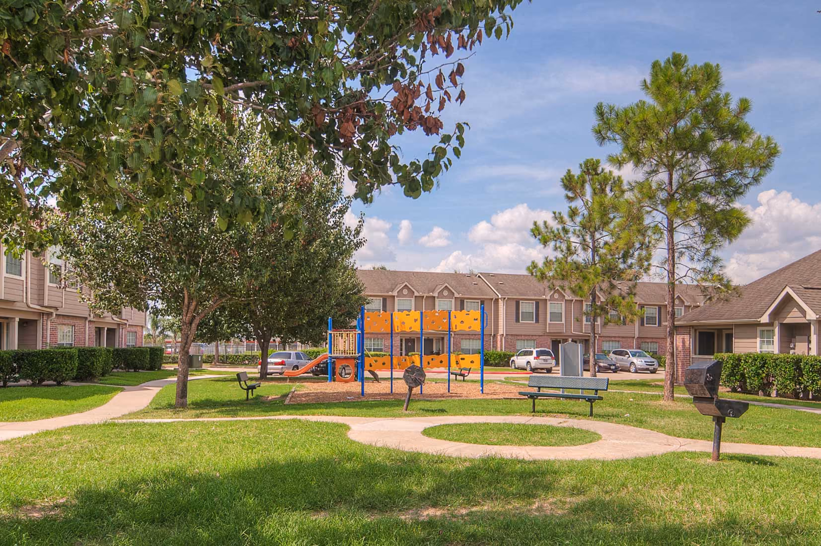 Green grass area