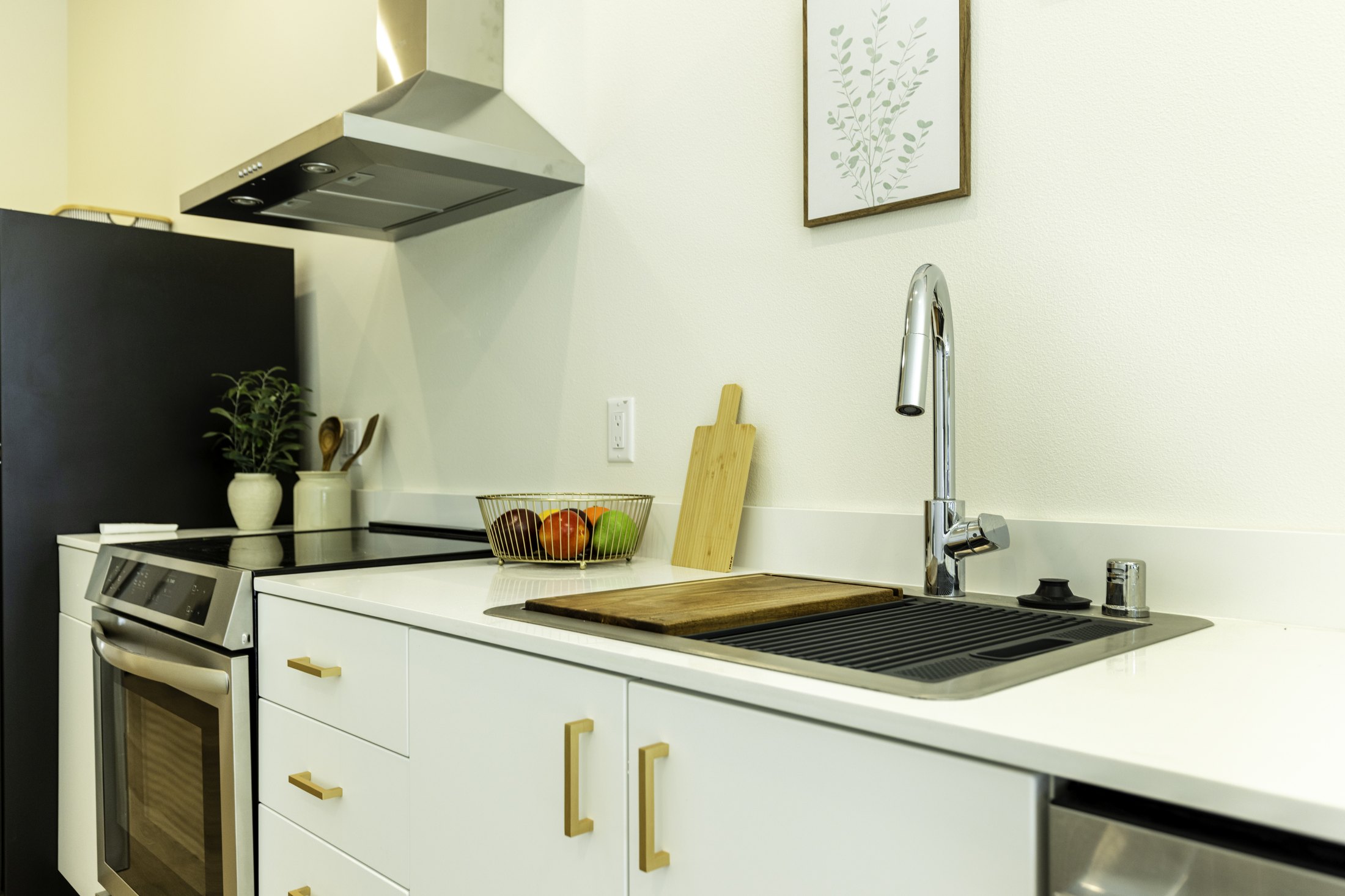 Kitchen finishes and fittings