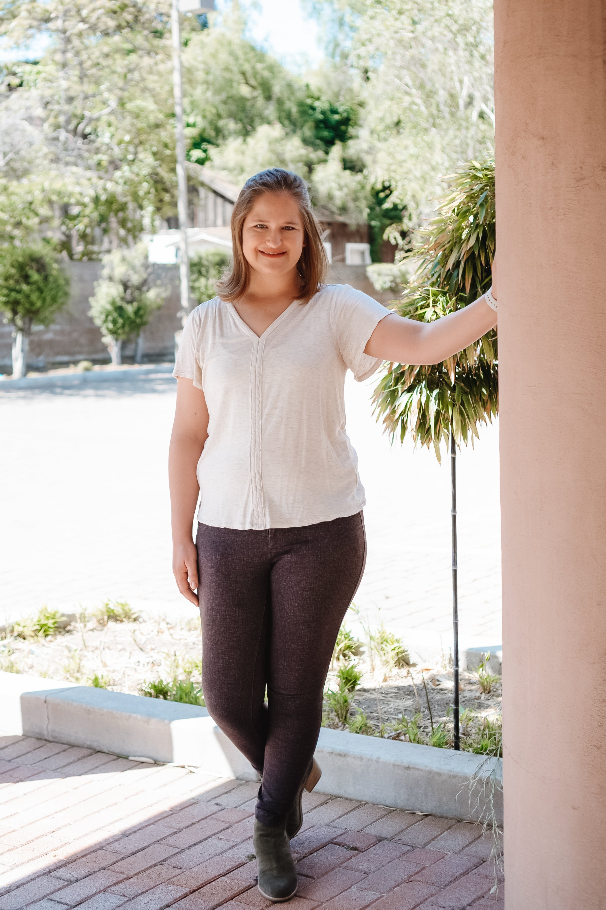 Hannah Ly, LMFT, child and teen therapist in San Jose and Redwood City