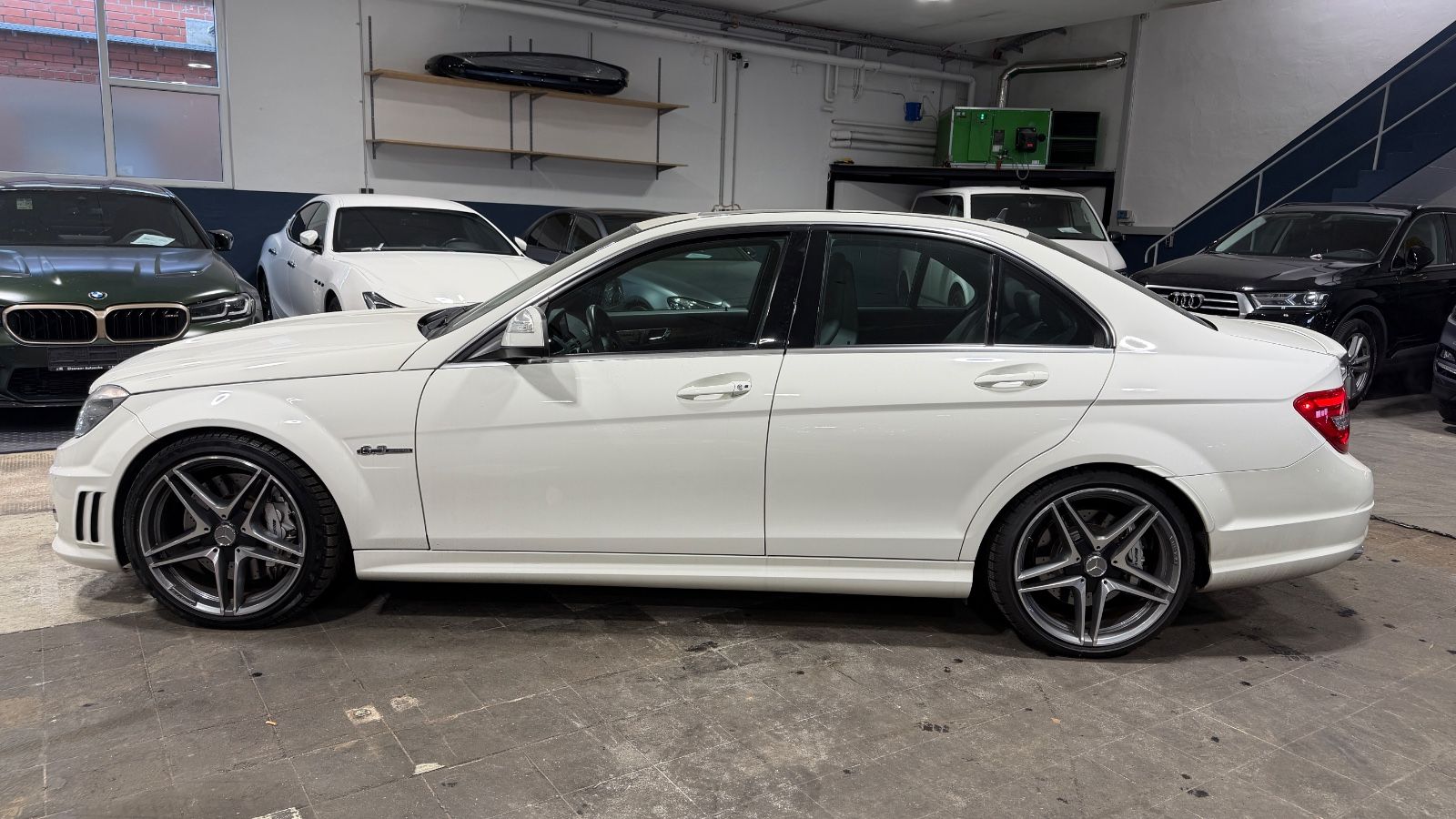 Mercedes-Benz C 63 AMG 6,2 Ltr. V8 H&K · MemorySitze · Kamera – Bild 2