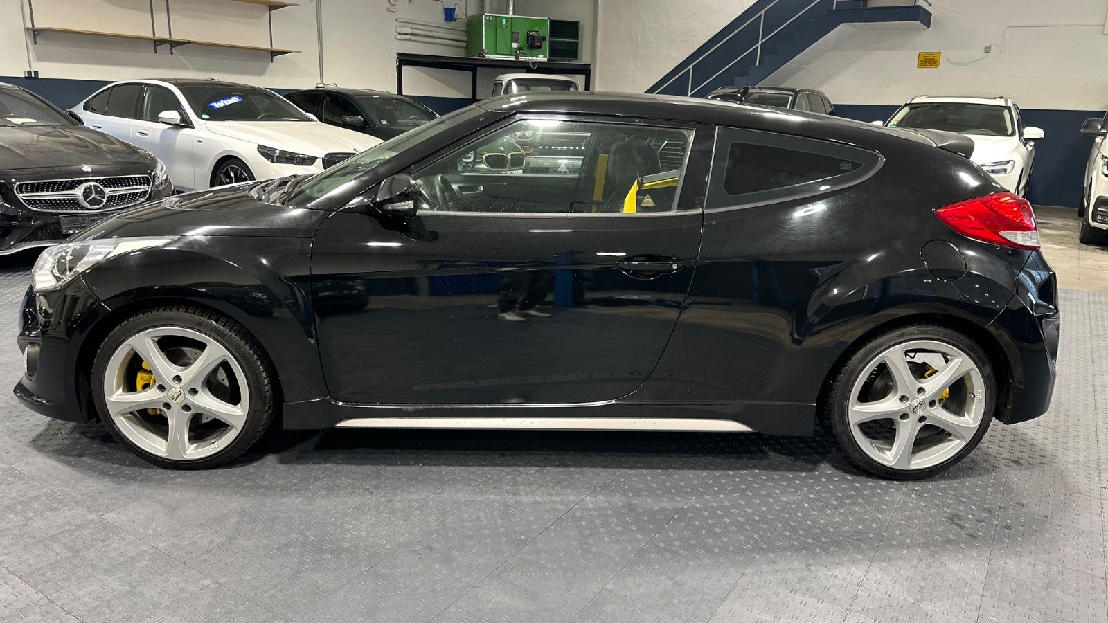 Hyundai Veloster Premium TURBO Mega VOLL – Bild 2