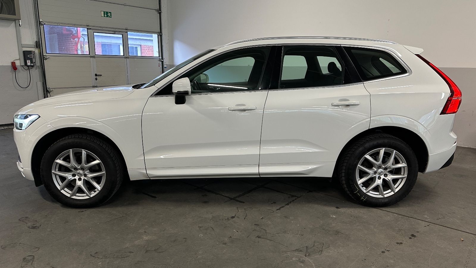 Volvo XC 60 XC60 Momentum Pro 2WD · Pano · Vitrual · LED – Bild 3