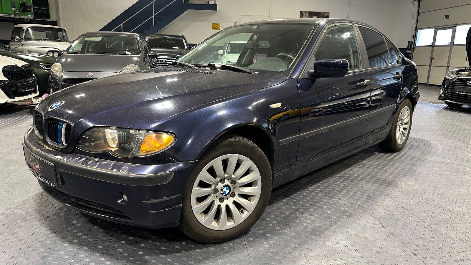 BMW 318i Edition Exclusive · PDC · Automatik · Display