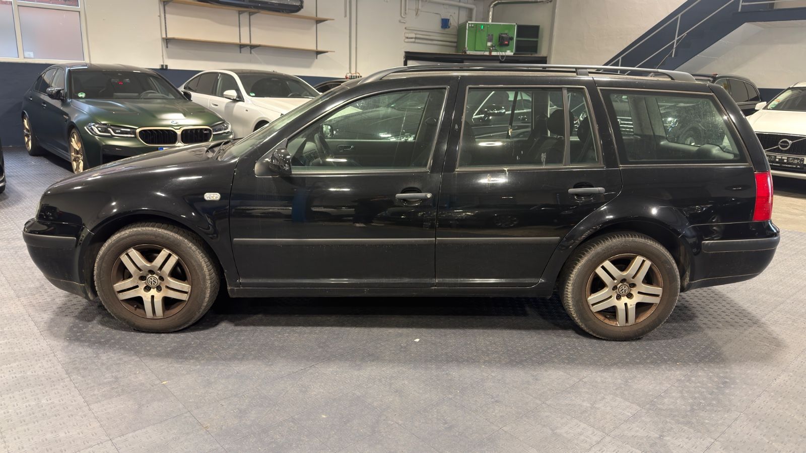 VW Golf 2.0 Auto Special Variant · Automatik – Bild 2