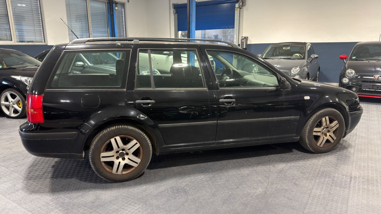 VW Golf 2.0 Auto Special Variant · Automatik – Bild 4