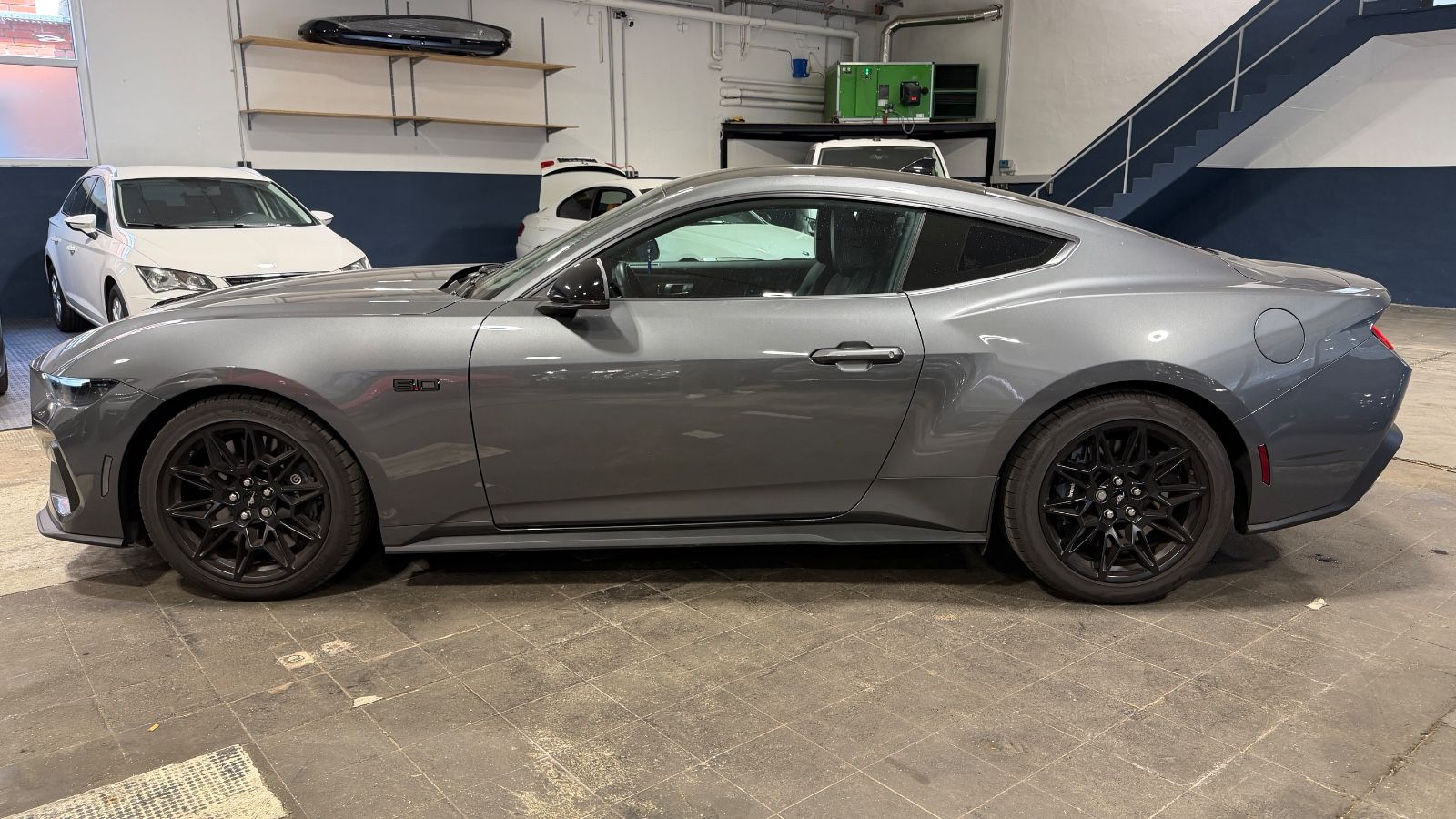 Ford Mustang Fastback 5.0 Ti-VCT V8 328 kW GT SERVICE – Bild 2
