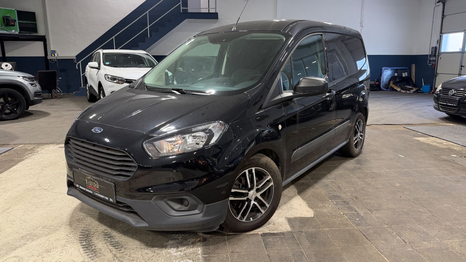 Ford Transit Courier Basis · Kamera · Tempomat · Historie