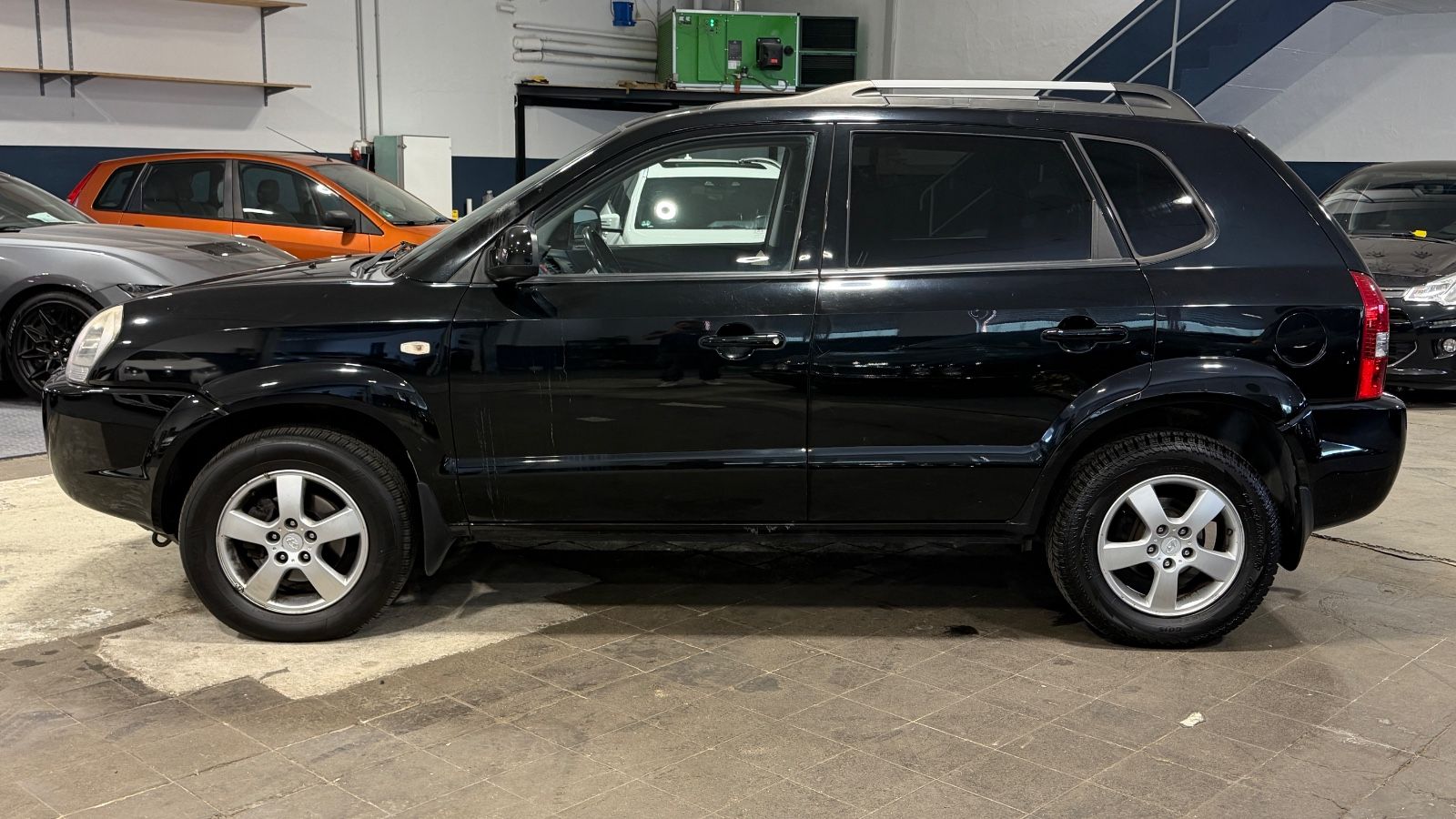 Hyundai Tucson 2.0 GLS · AHK · Sitzheizung · VollLeder – Bild 2