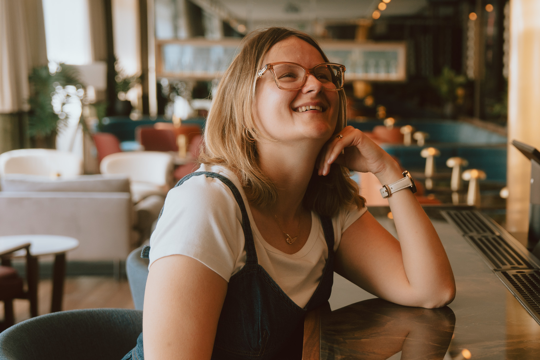 Meet Aleksandra, our Visual Content Producer, who left logistics to return to her first love, photography, and brings kindness to everything she shoots.