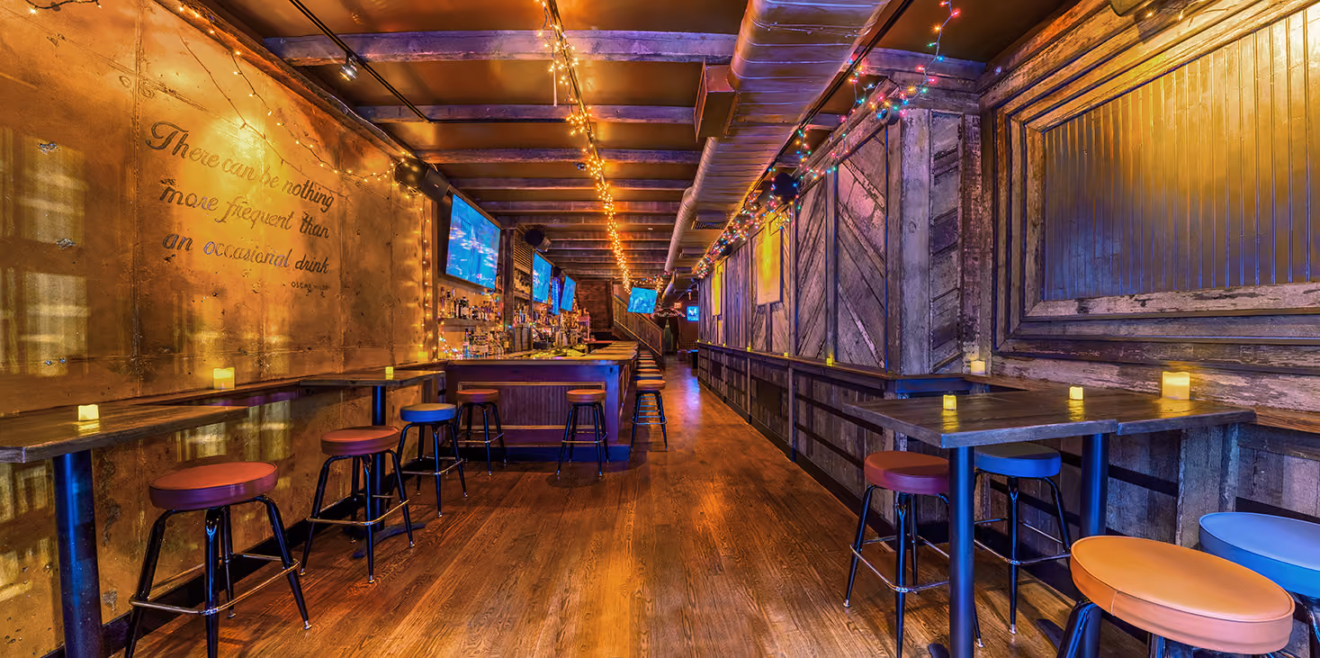 Whiskey Blue Bar cocktail