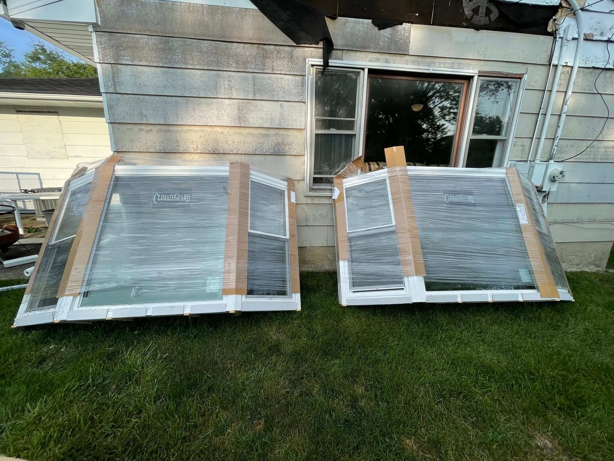 Replacement windows and new siding installed on a Bloomingdale, IL home