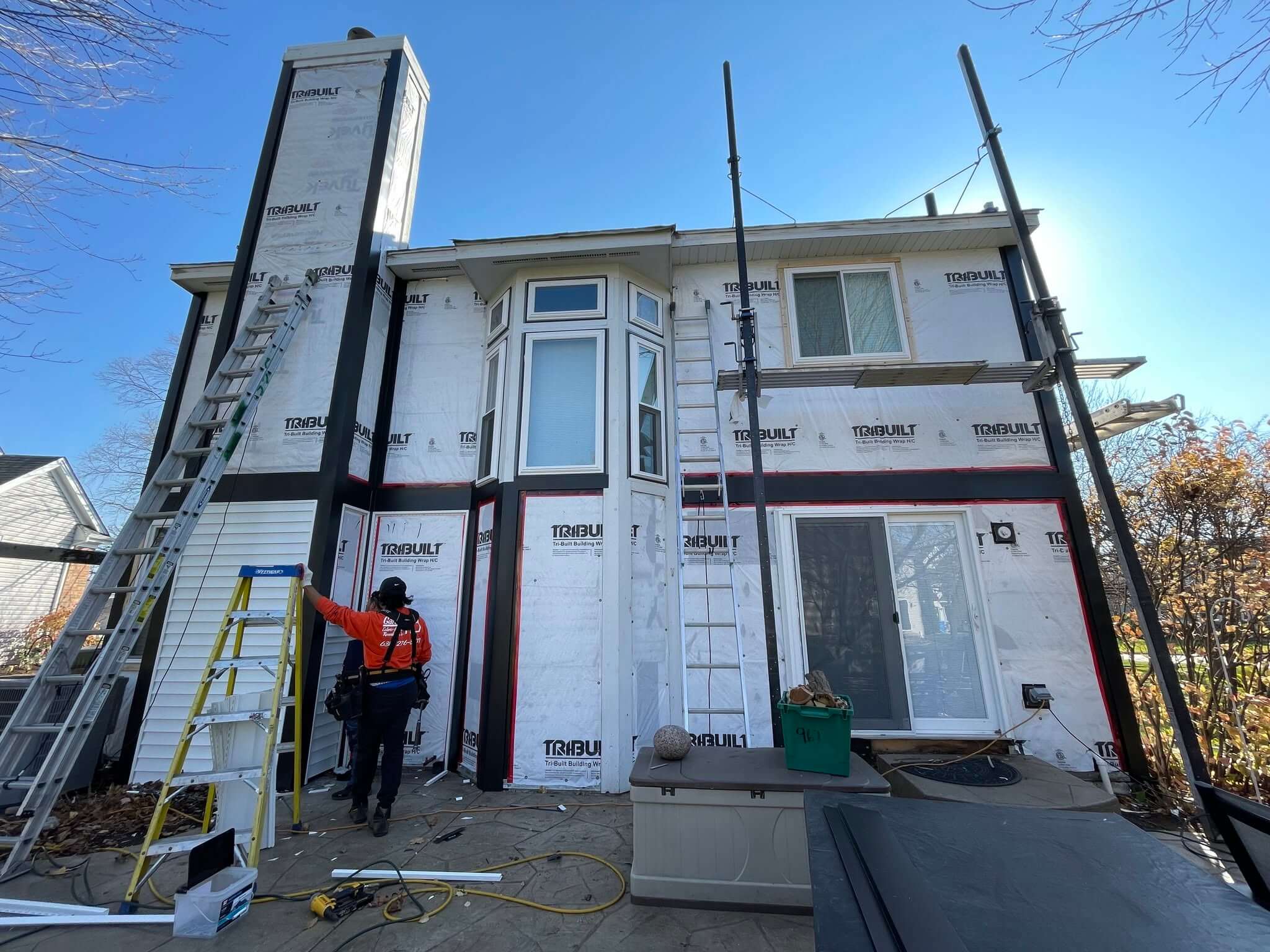 Vinyl siding installation by a siding contractor in Hoffman Estates, IL
