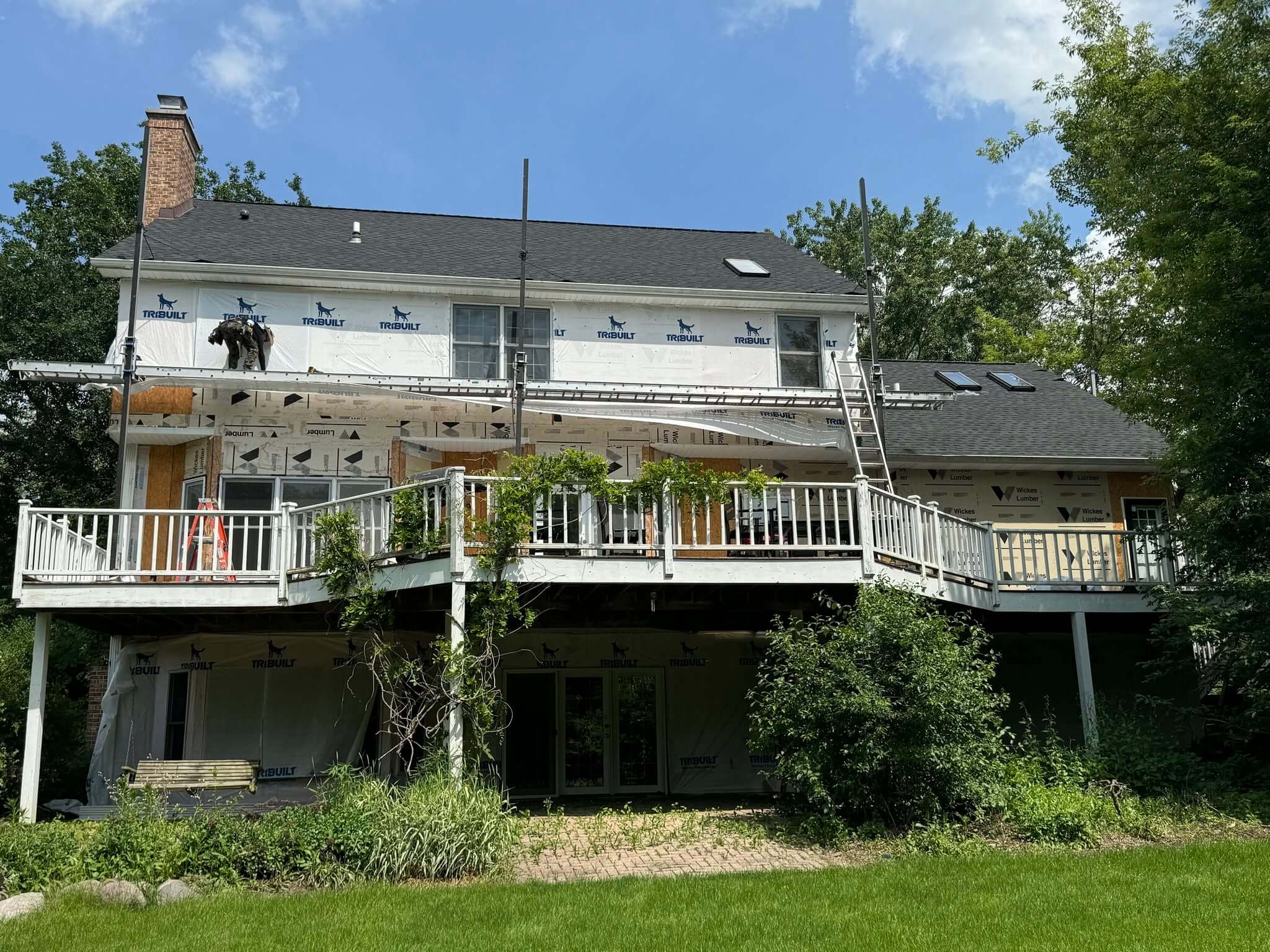 Full-home siding replacement completed by a siding contractor in Schaumburg, IL